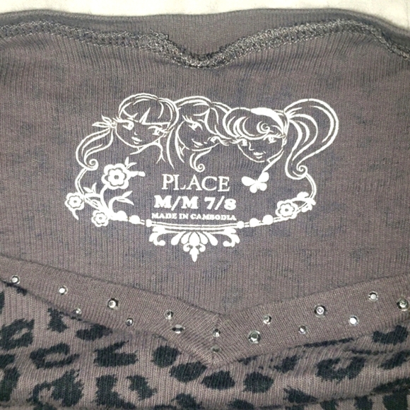 Girl's Leopard Long Sleeve Shirt - Picture 3 of 3